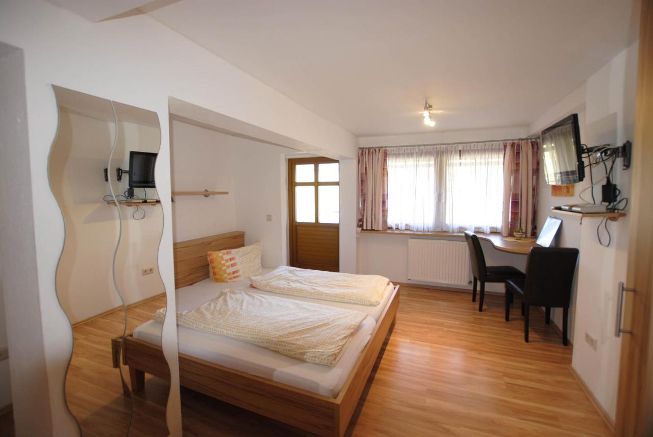 Hotel Gasthof Seeblick Zeutschach Kültér fotó