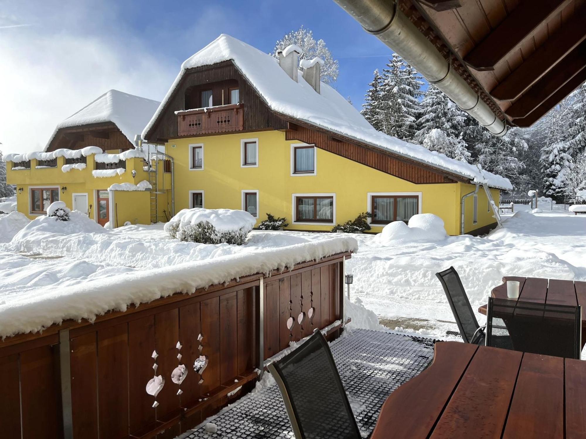 Hotel Gasthof Seeblick Zeutschach Kültér fotó