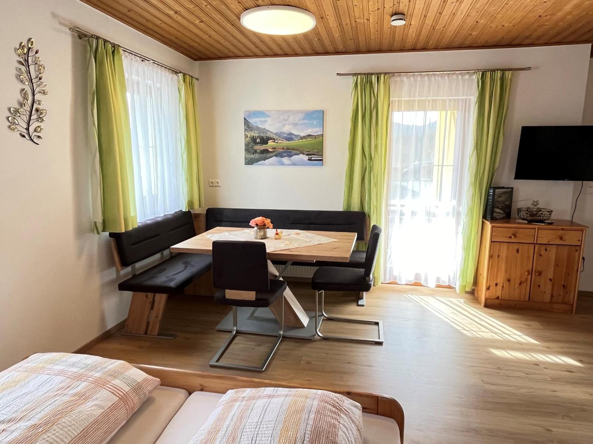 Hotel Gasthof Seeblick Zeutschach Kültér fotó