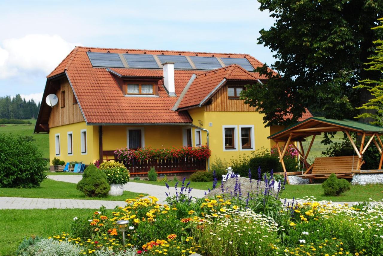 Hotel Gasthof Seeblick Zeutschach Kültér fotó